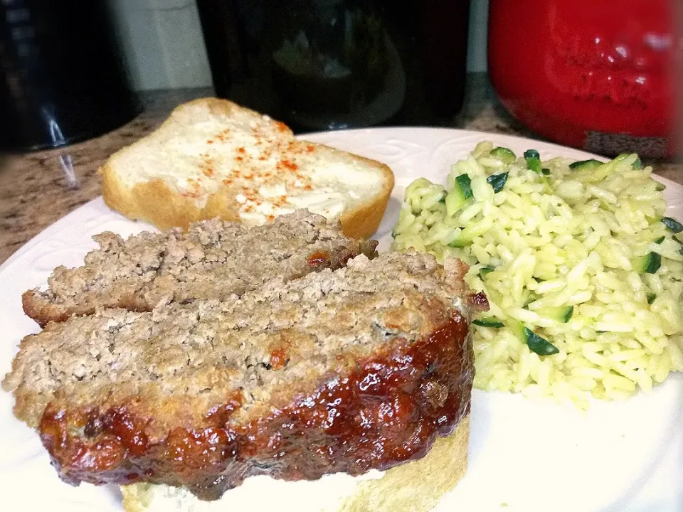 Snapdishの料理写真:🥒🍞🍚Meatloaf on Homemade white bread and Cheesy Zucchini Rice 🍚🍞🥒|MaggieH17さん