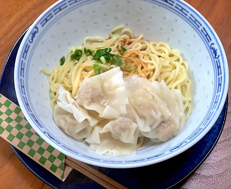 ランチ　汁無し坦々海老ワンタンそば|なおみさん