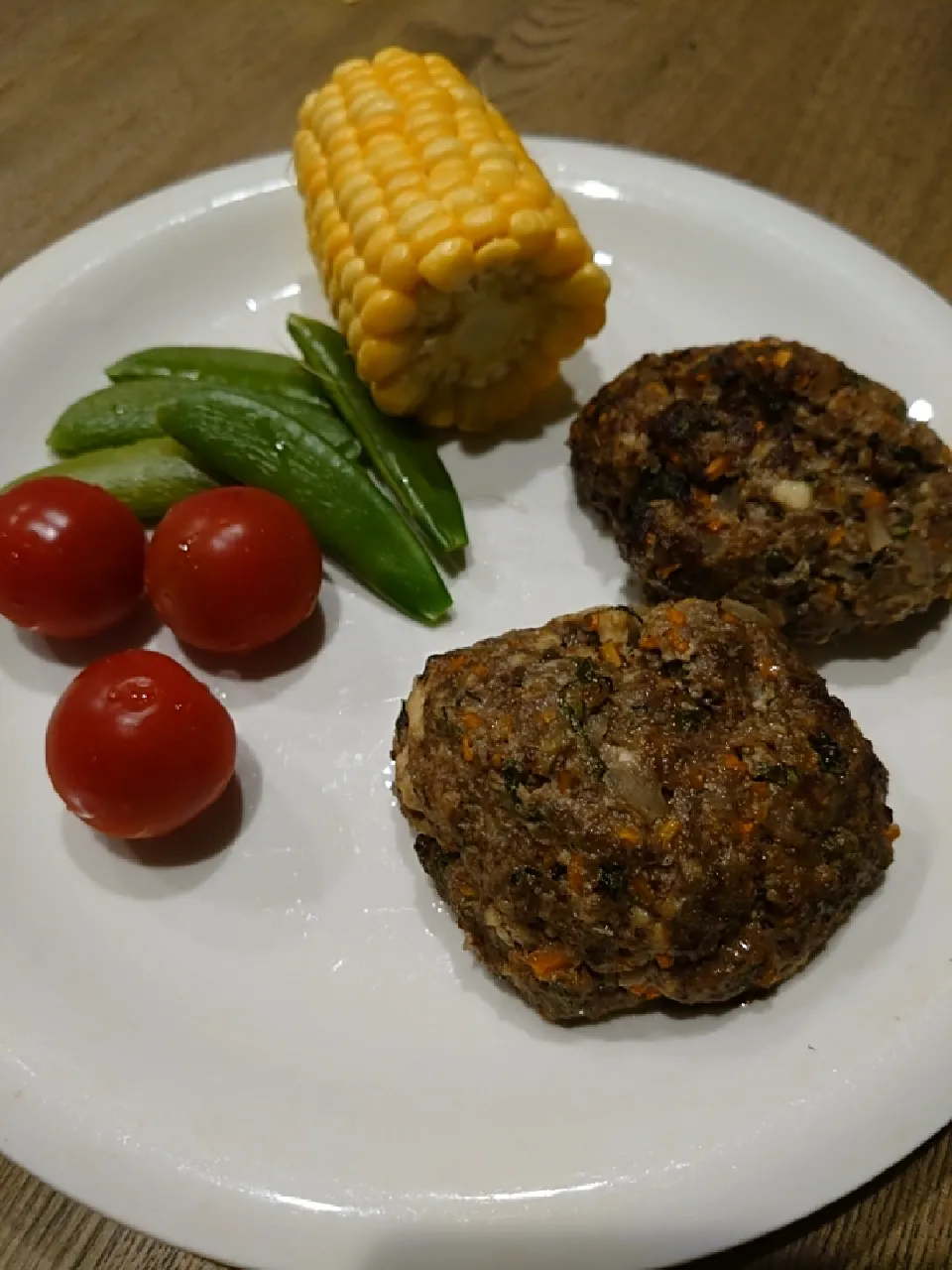 野菜と豆腐たっぷりハンバーグ|パセリさん