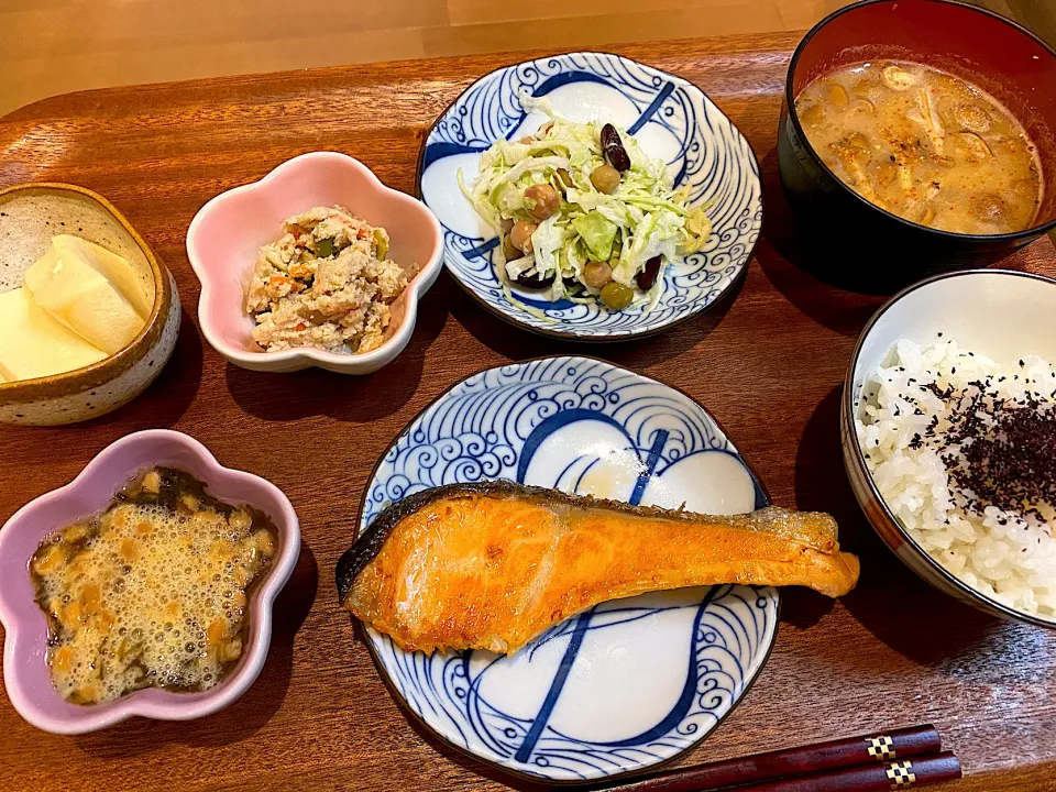 鮭定食🍚|かおちゃんさん