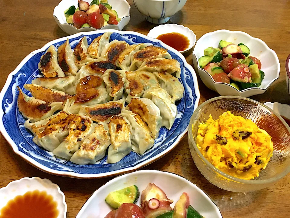 今日の夕飯は餃子🥟|がおりんさん