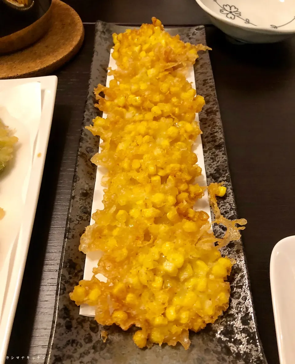 Snapdishの料理写真:とうもろこしのかき揚げ|Kashimanakitchenさん