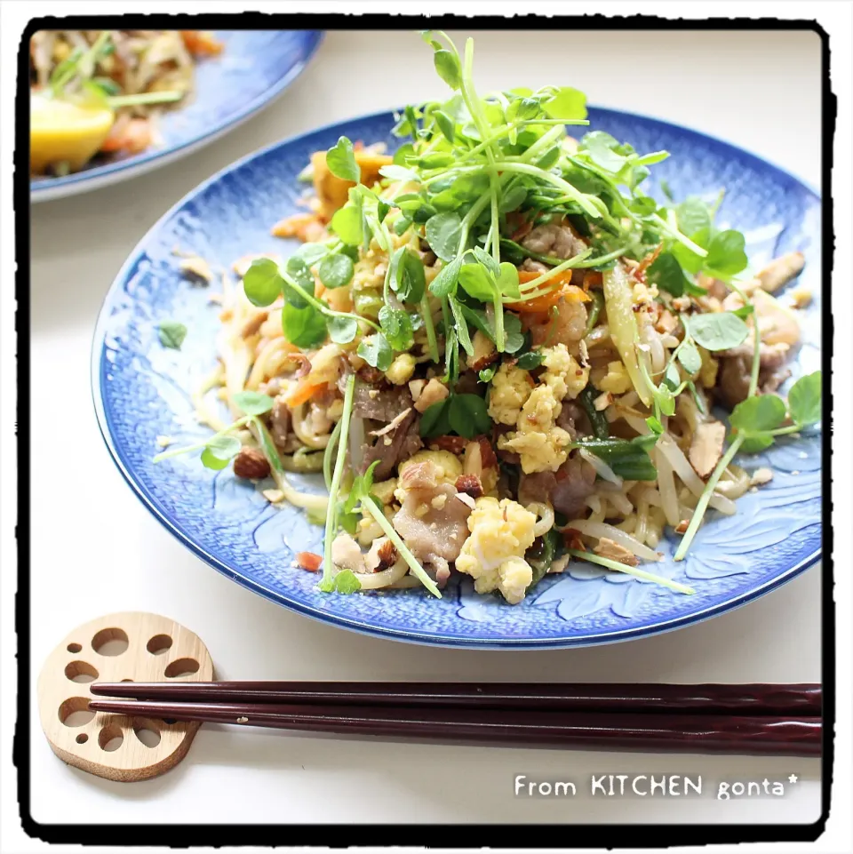 残り野菜と中華麺で作る、タイ🇹🇭の味★パッタイ風焼きそば♬﻿|gonta*さん