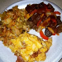 Snapdishの料理写真:grilled steak with onions and peppers with garlic smashed red potatoes and fried cabbage|Krystal Daneen Smith-Royallさん