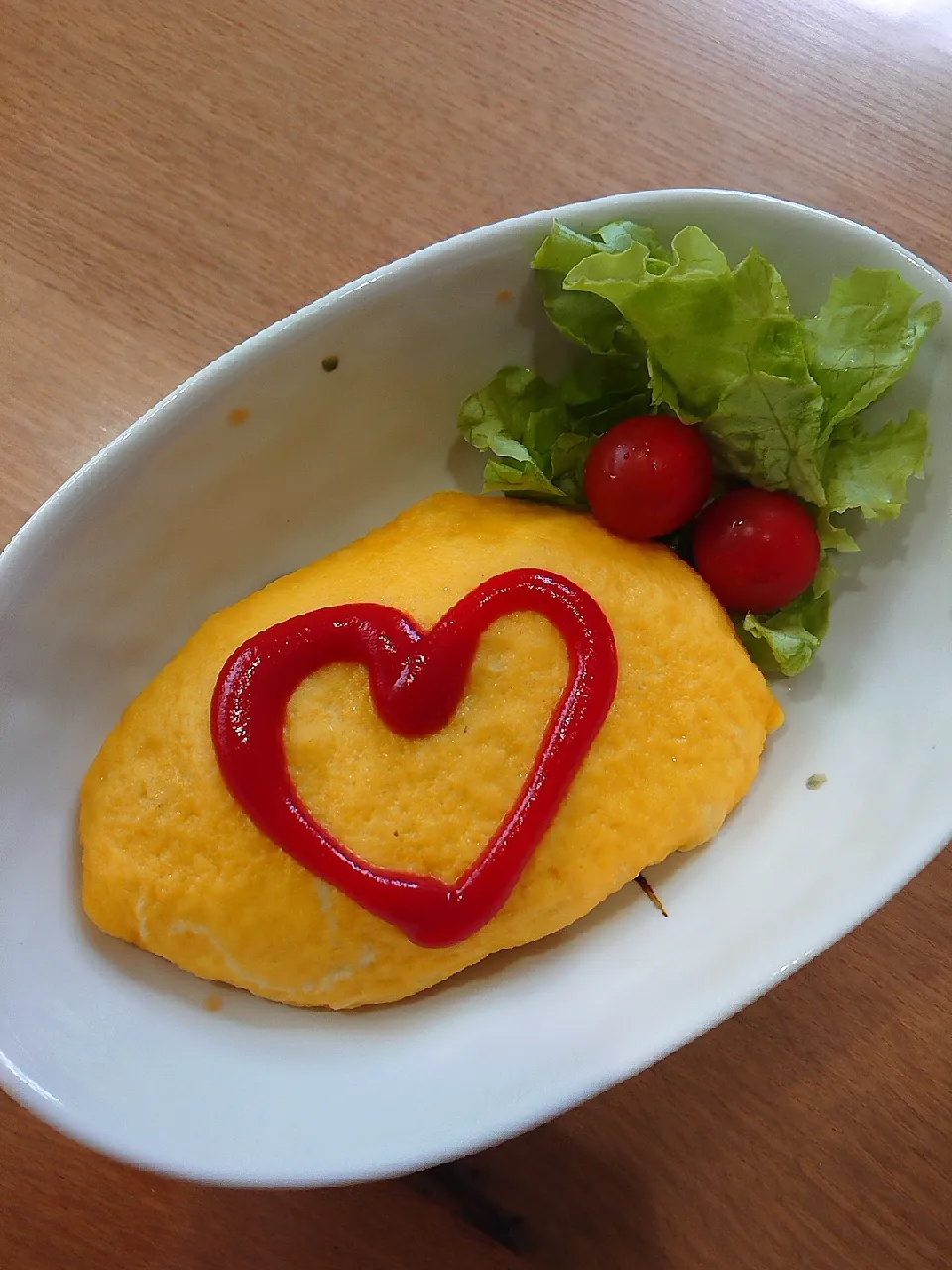 おうちランチ～オムライス😋🍅|みぽりん♪さん