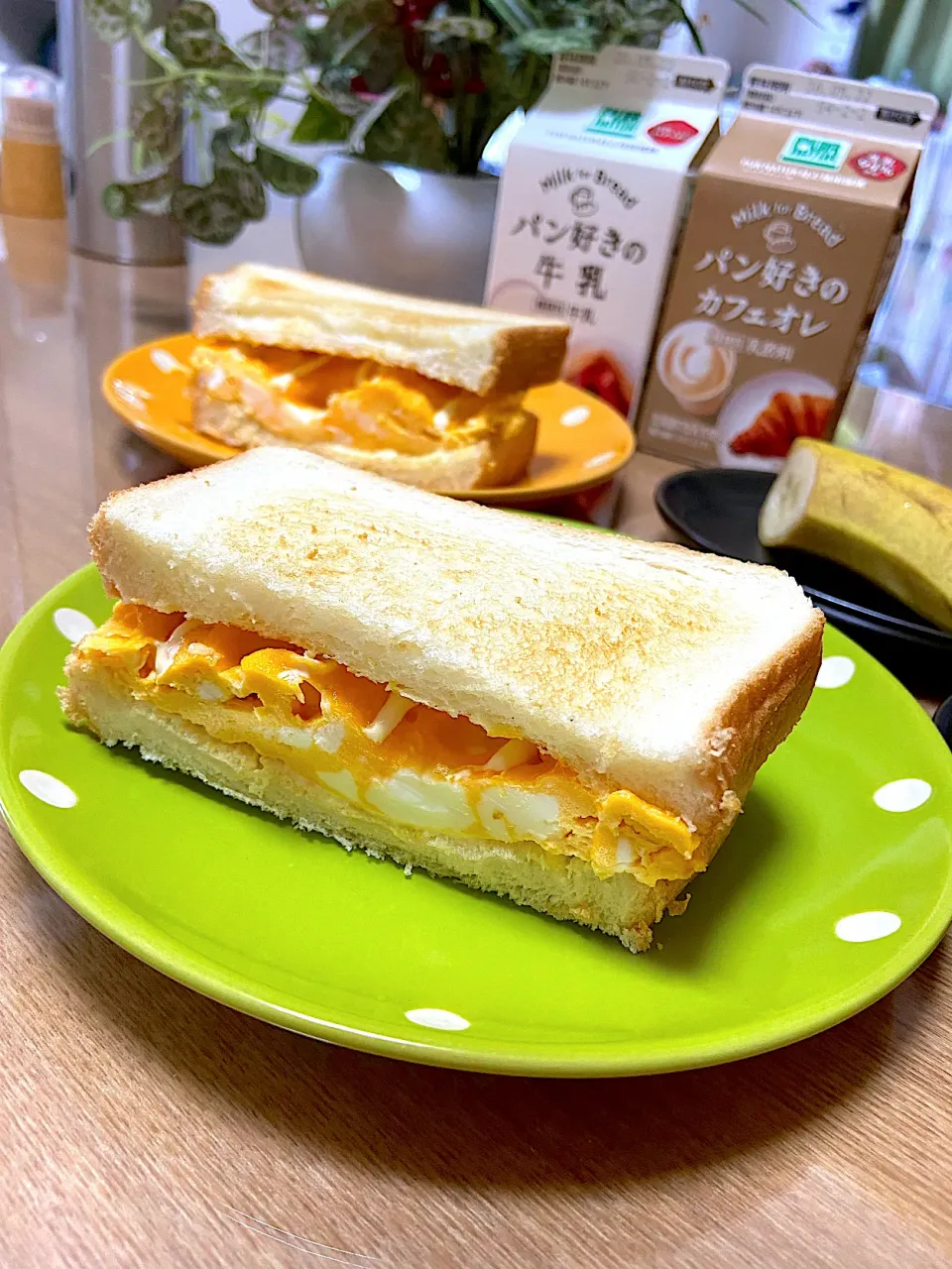 Snapdishの料理写真:レンチンde玉子焼きサンド|かよさん