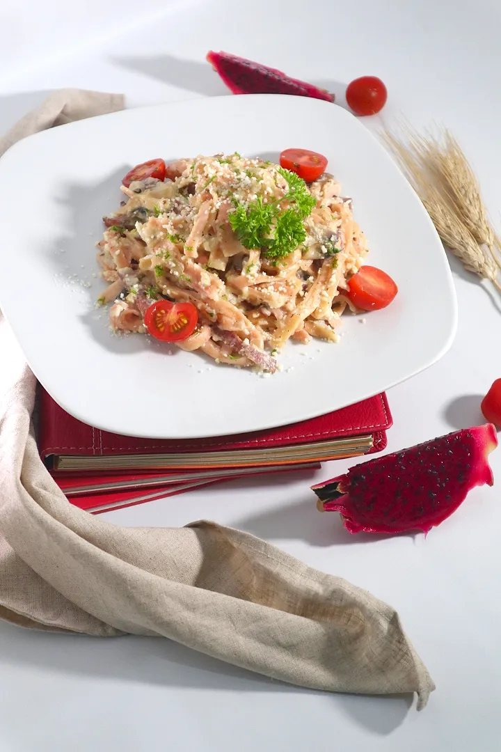 dragon fruit s fettucini|Rahman Hakimさん