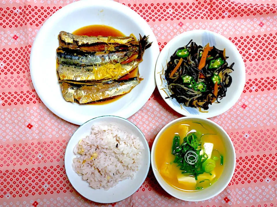 イワシの煮付け、ひじきの煮物|ゆきりんさん