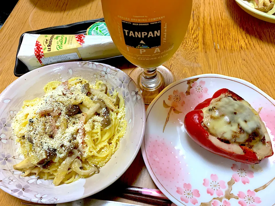 焼きそばdeカルボナーラ、パプリカ肉詰め|きらさん