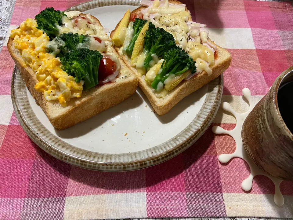 Snapdishの料理写真:koji toyodaさんの料理 ピザトースト的オープンサンド　Morning set|ハルのただ飯さん