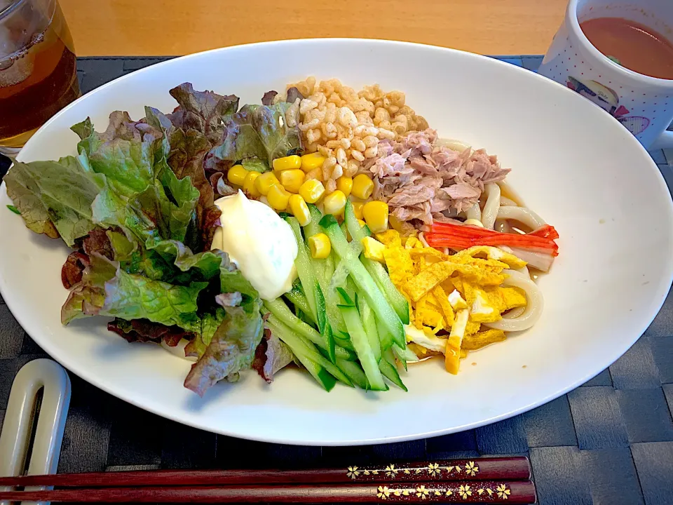 Snapdishの料理写真:サラダうどん🥗😘トマトスープ🍅|あやこさん