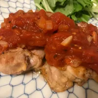 Snapdishの料理写真:トマトソースのチキンソテー|Ayu38さん