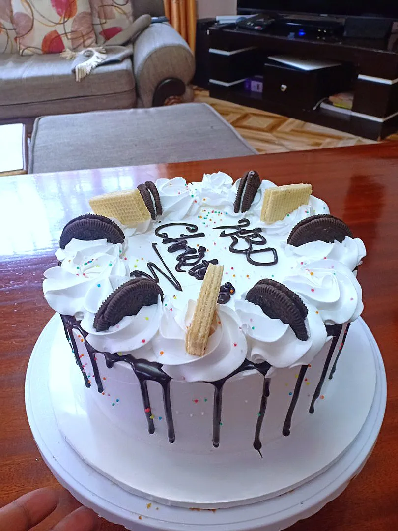 Oreo crunch cake|mzuriさん