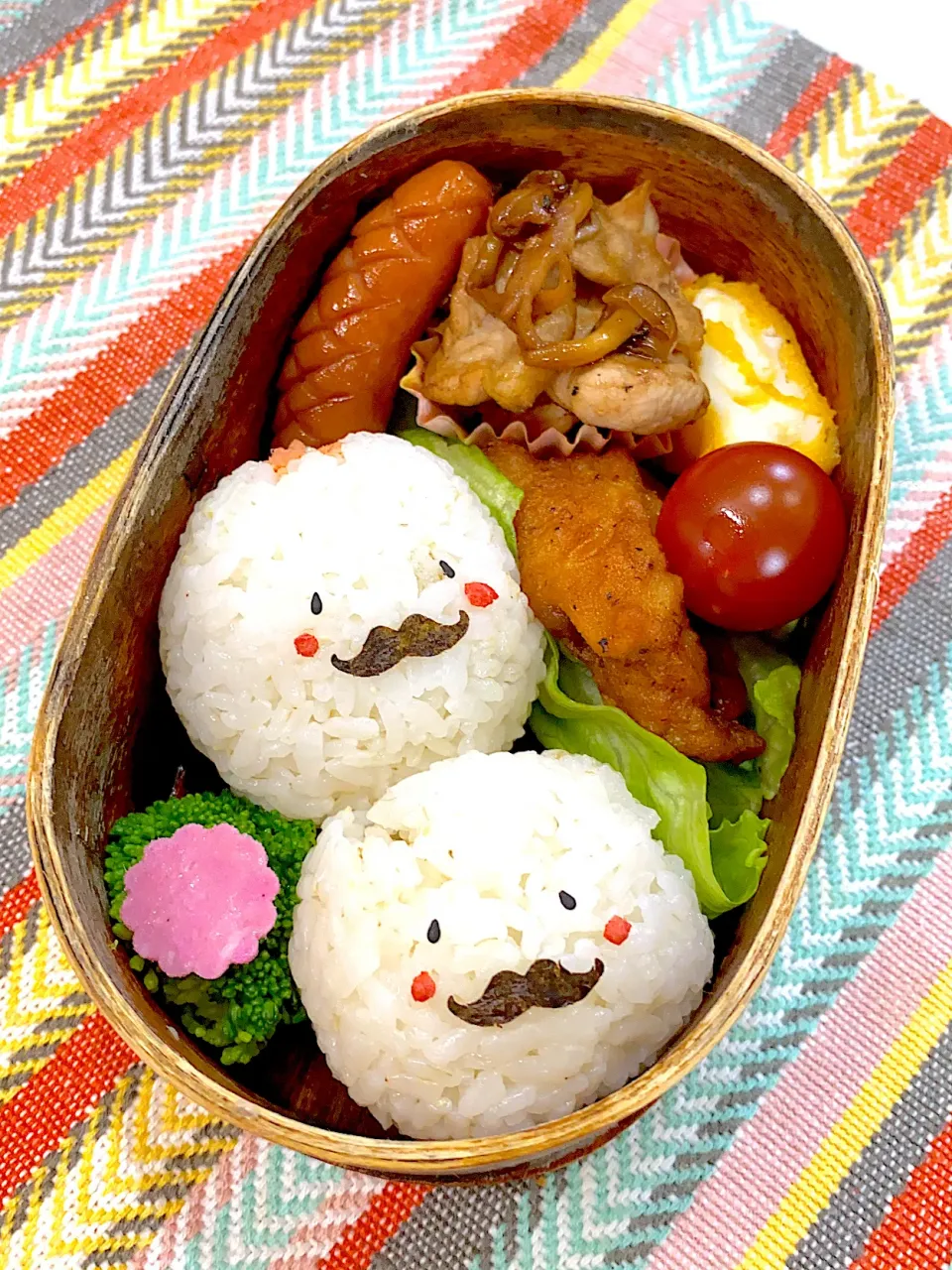 Snapdishの料理写真:ヒゲおにぎりお弁当|Yukiさん