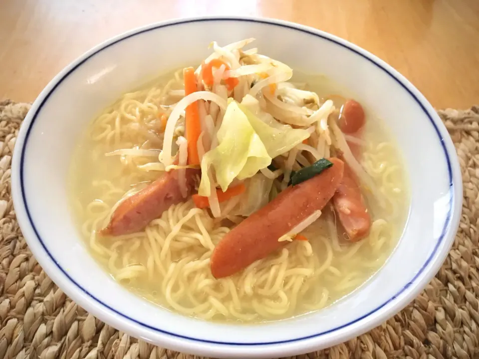 ソーセージポトフ的塩ラーメン|gomanmaさん