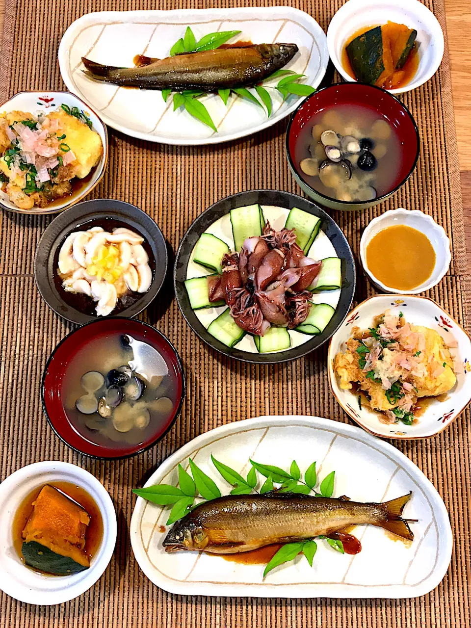 鮎の甘露煮、ホタルイカ🦑、揚げ出し豆腐、カボチャのうま煮、しじみの味噌汁、鯛の白子のポン酢しょうゆ和え|yukinnkoさん