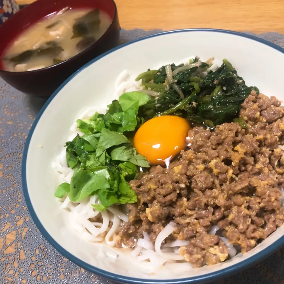 糖質0麺で！肉味噌ジャージャー麺風|安侑美のロカボ日記✈︎さん