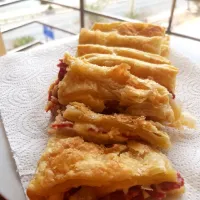 Salami and cheese stuffed filo pastry 😋|adamさん