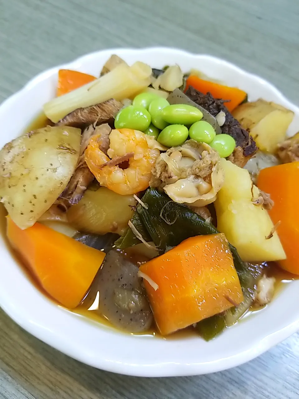 たっぷりお野菜とチャーシューを使った
煮物🍀😌🍀|KANAさん