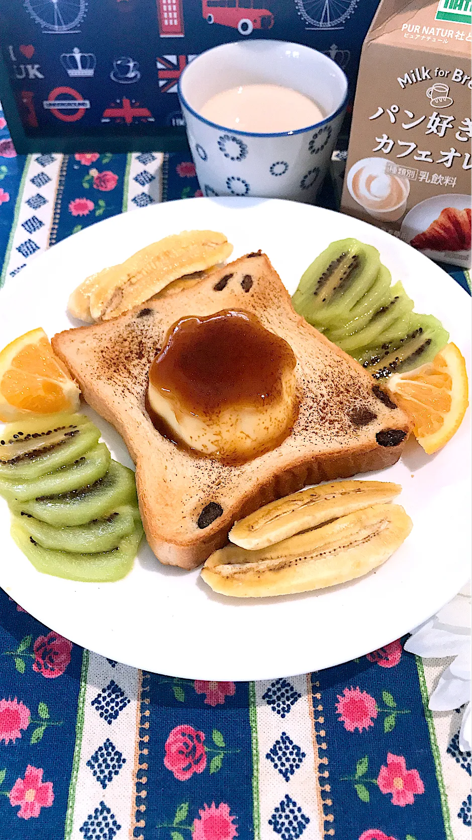 Snapdishの料理写真:🔹コーヒー風味のプリントースト🔹パン好きのカフェオレ🔹|🌼はなちゃん🌼さん