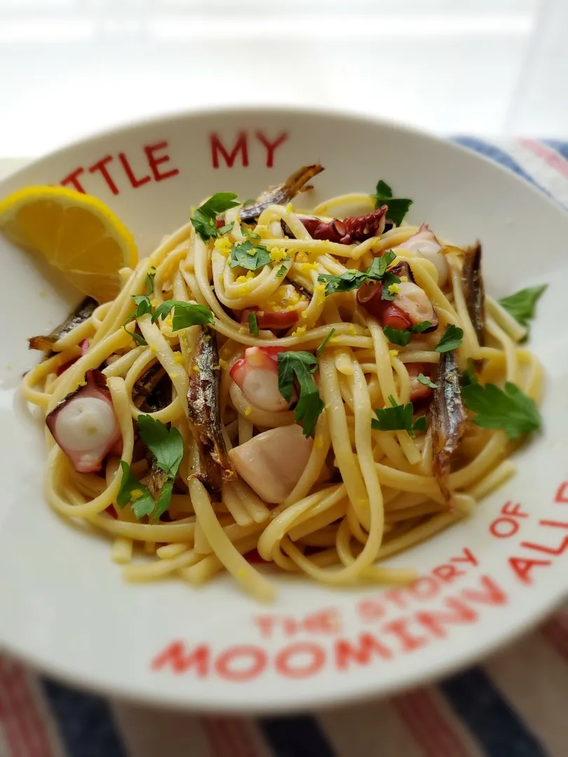 ババっと馬場ごはん🍚より
【極うま♡簡単】
タコ＆煮干しパスタ～レモンを添え
て～|みるくここあさん