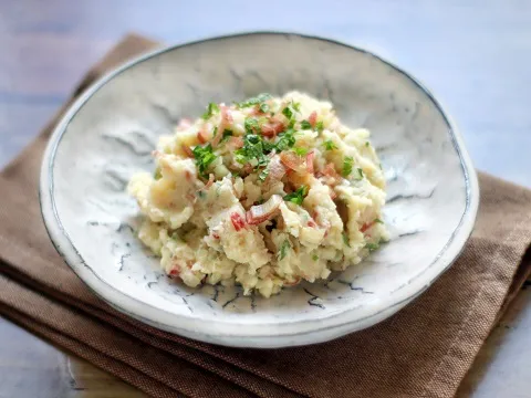 薬味たっぷり♪梅の和風ポテサラ|ヤマサ醤油公式アカウントさん