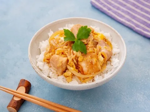 レンジで簡単！親子丼|ヤマサ醤油公式アカウントさん