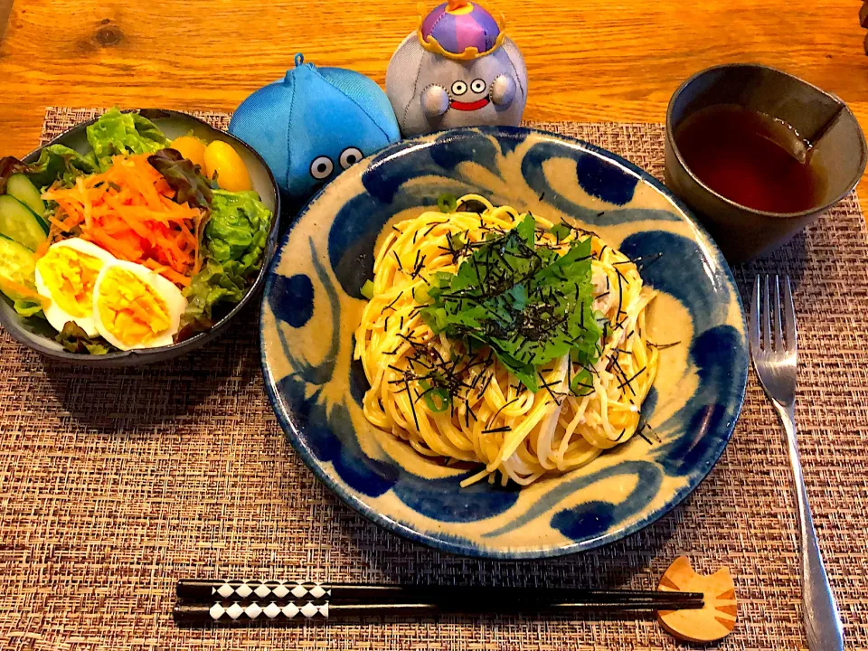 Snapdishの料理写真:ツナマヨとと和風出汁のパスタ|ヒヨリ飯さん