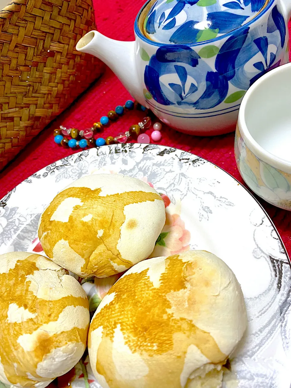 Mochi with mint tea 🍵 from garden|Food Gardenさん