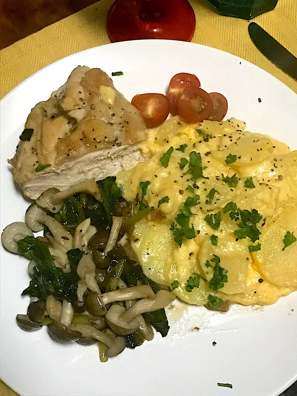 Garlic chicken with cheesy potato|LISAさん