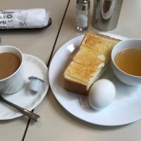 コーヒーとトースト