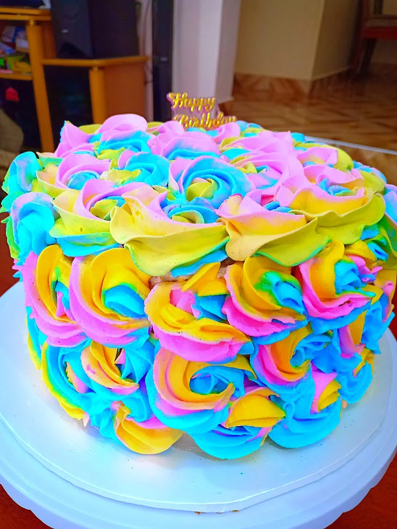 Rosette rainbow cake|mzuriさん