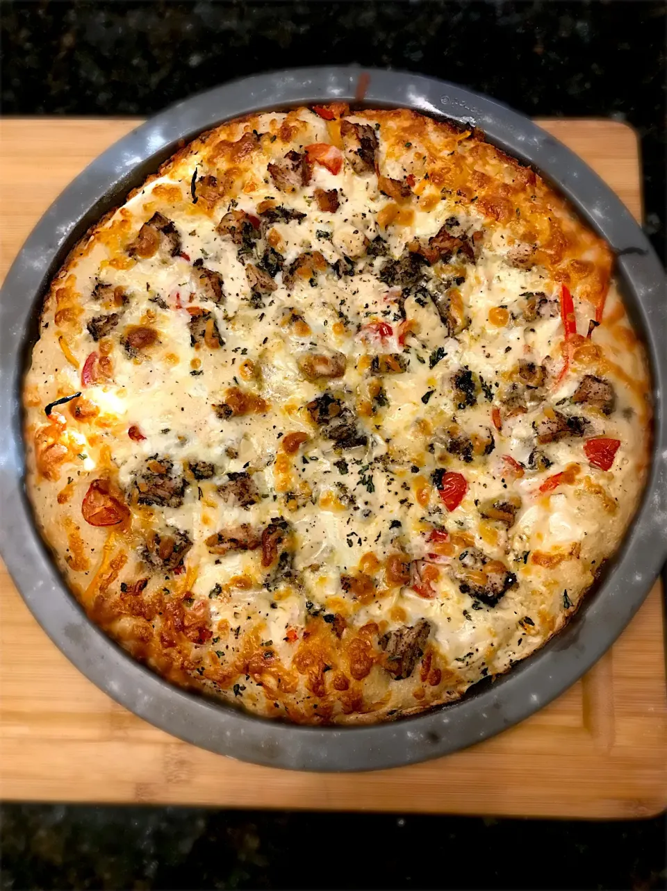 Homemade Jerk Chicken Alfredo Pizza|T.E.Dennisさん