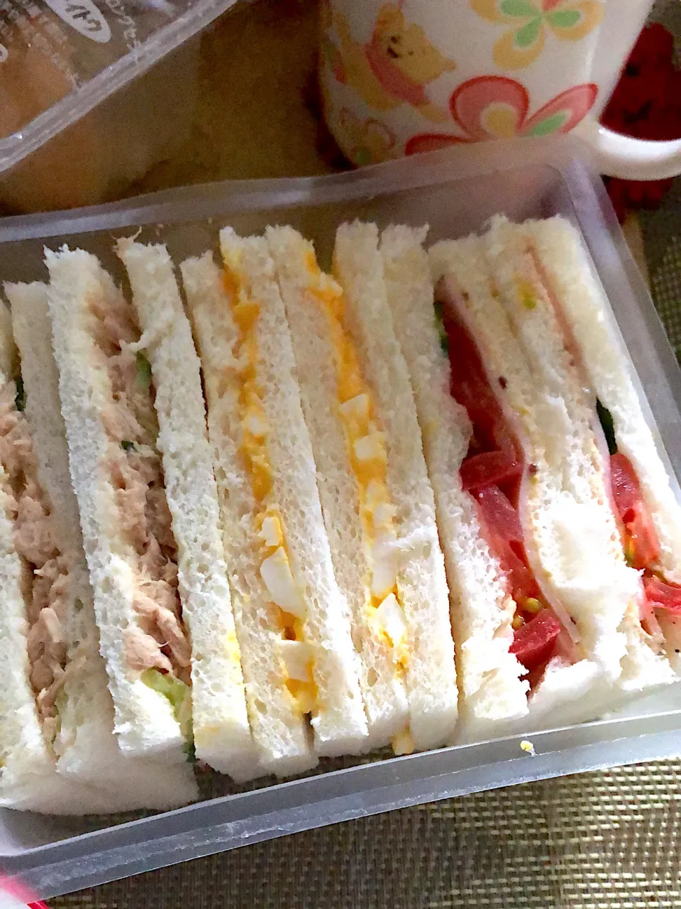 Snapdishの料理写真:ぐっとモーニング😋✨ランチ用サンドイッチ🥪|Ayakoさん