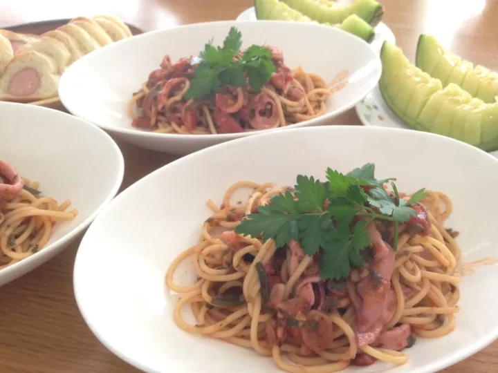 Snapdishの料理写真:✽スルメイカのトマトパスタ🍝✽|＊抹茶＊さん