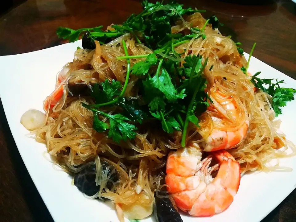 Shrimp steam with noodle|Food Made by Pheaさん