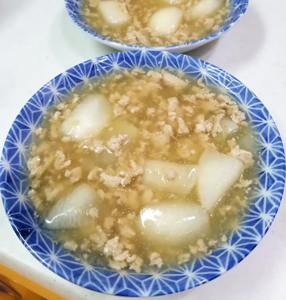 今日の夜ご飯
蕪の豚挽肉餡掛け|dai.noriさん