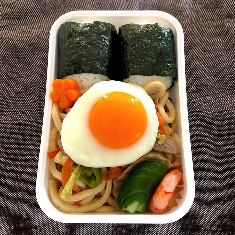 Snapdishの料理写真:焼きうどん弁当|emichococo625さん