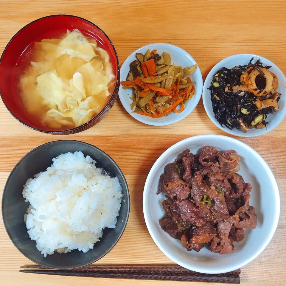 牛肉の山椒煮定食|研裕太さん