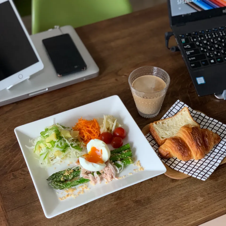 一昨日のテレワークランチ|ぺんぎんさん