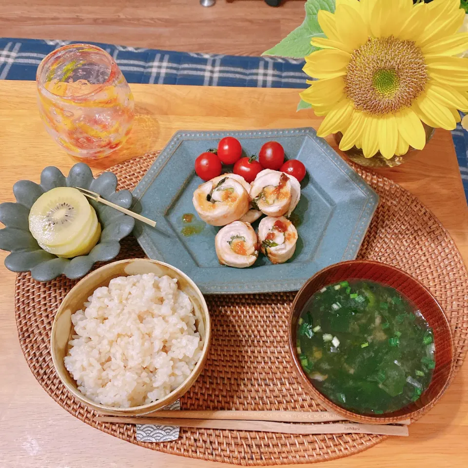 Snapdishの料理写真:ささみの梅しそ巻き|もこもこさん