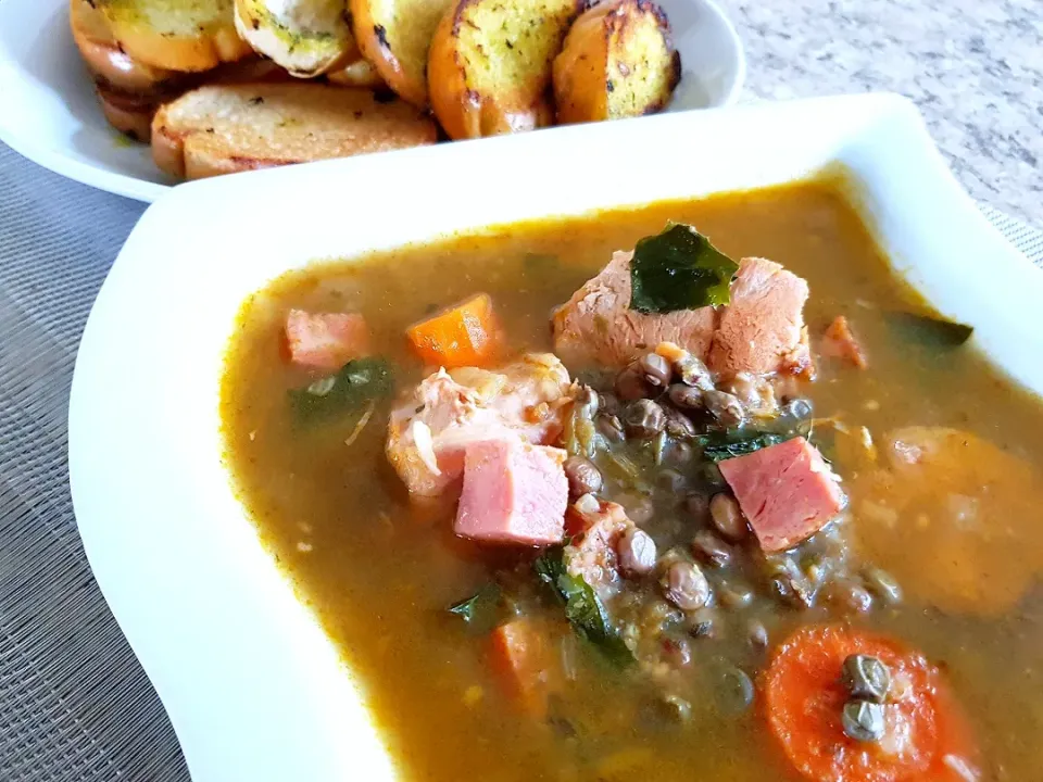 Chicken, Pork Ham and Green Pigeons Soup|Miguel Ángelさん