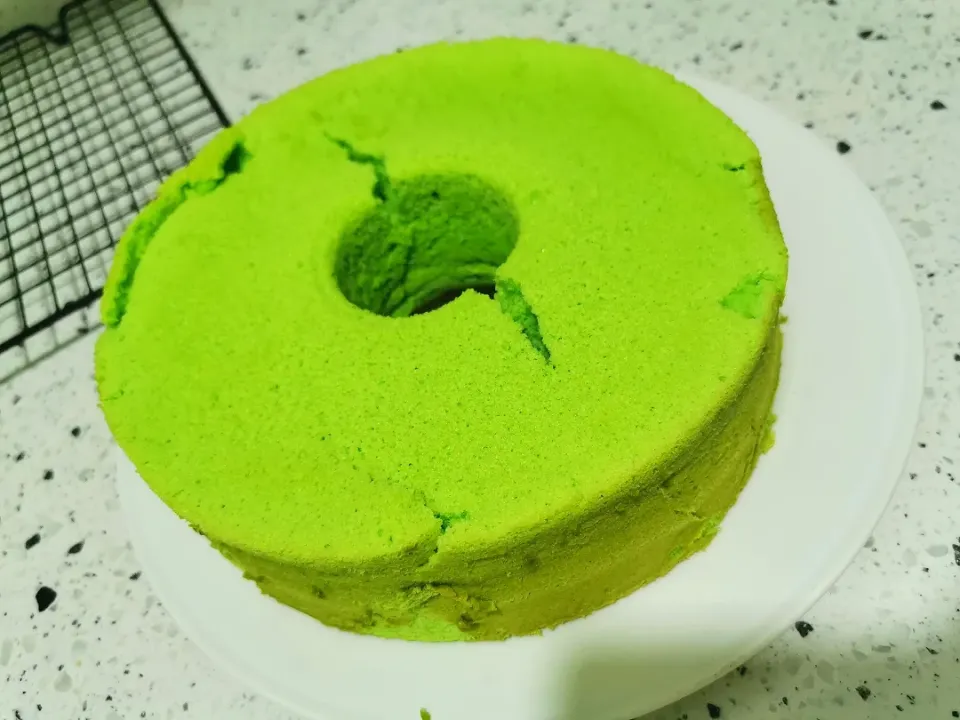 Pandan Chiffon Cake|Janice teohさん