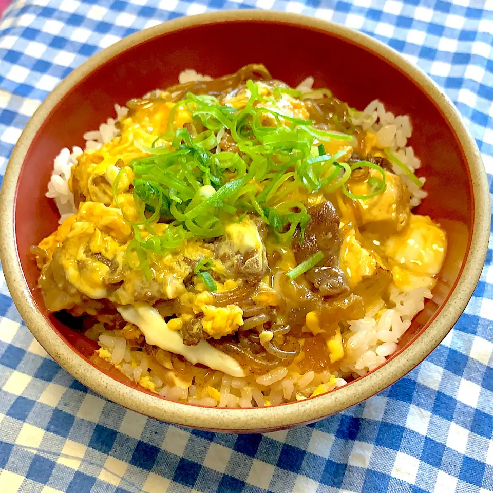 牛すじコンと焼き豆腐丼|AY(＊^ . ^＊)❤️Uさん