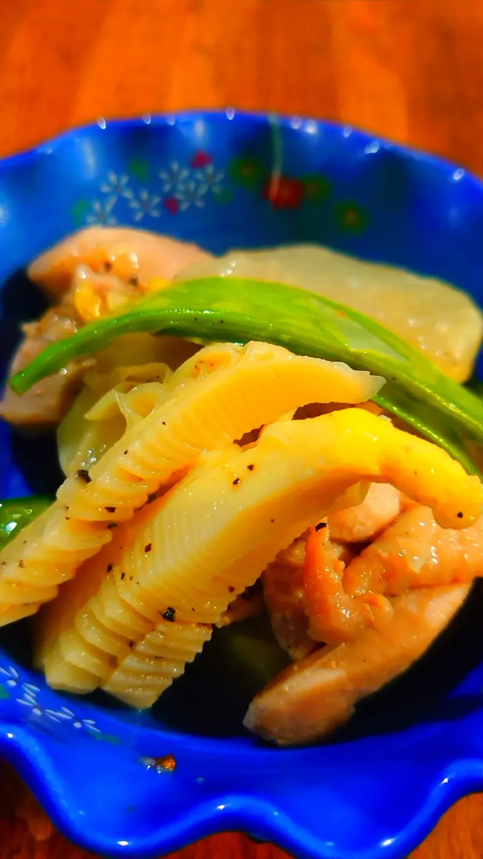 タケノコとかぶと鶏肉炒め🥬|メイメイda.さん