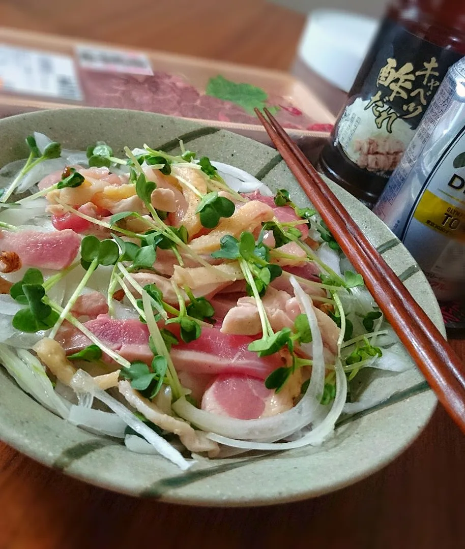 鶏たたきｻﾗﾀﾞ|まりおさん