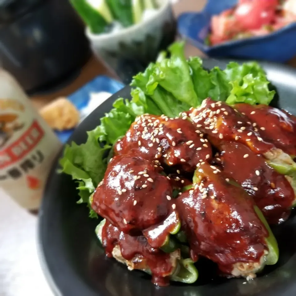 Snapdishの料理写真:夕食◎ピーマンの肉詰め🍻|しょちちさん