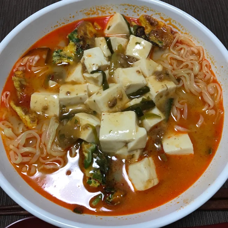 Snapdishの料理写真:麻拉麺の麻婆豆腐|Rook_Akさん