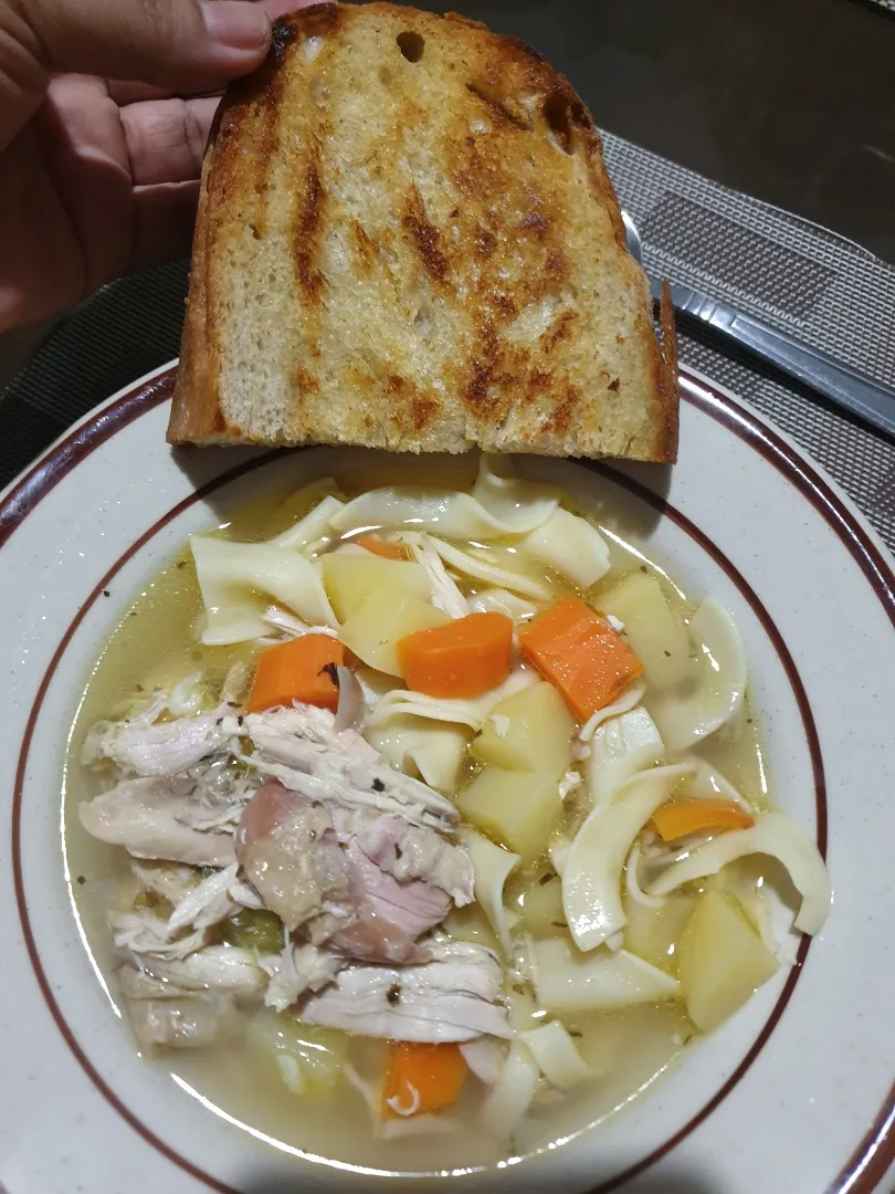 Snapdishの料理写真:my homemade turkey soup with grilled butter sourdough bread|Yoj Eirrem Losさん