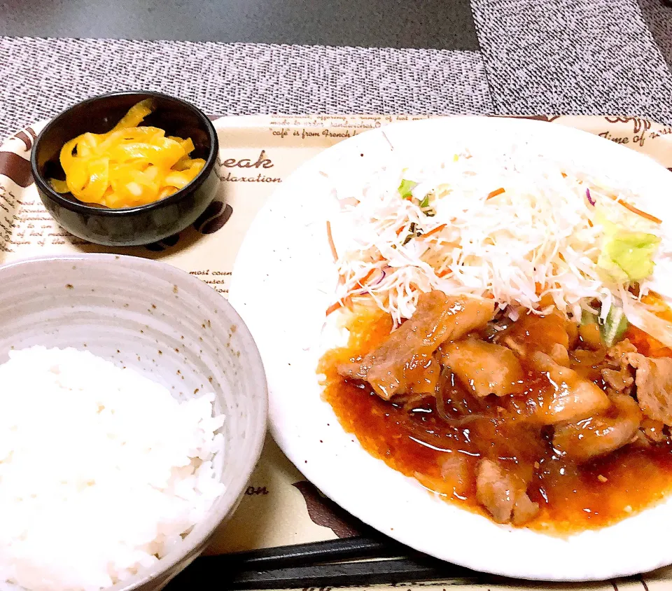 ♪生姜焼き♪シュントママさんに教えてもらったカレー風味の新玉ねぎ付~❣|yukiさん